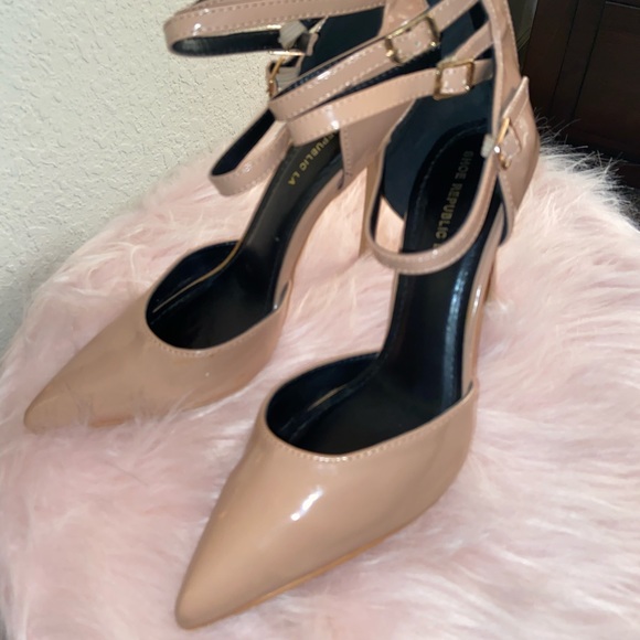 Beige High Heel - Picture 2 of 6